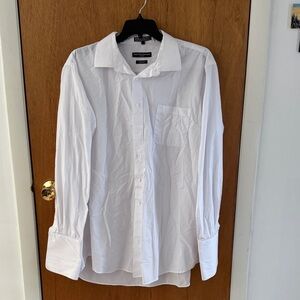 🎁5/$10🎁White Button-Up Shirt